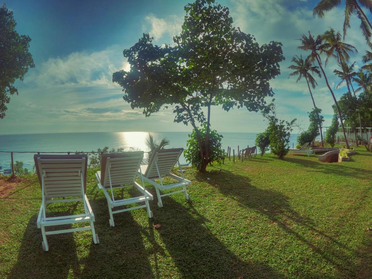 Elixir Cliff Beach Resort And Spa Varkala Exterior photo