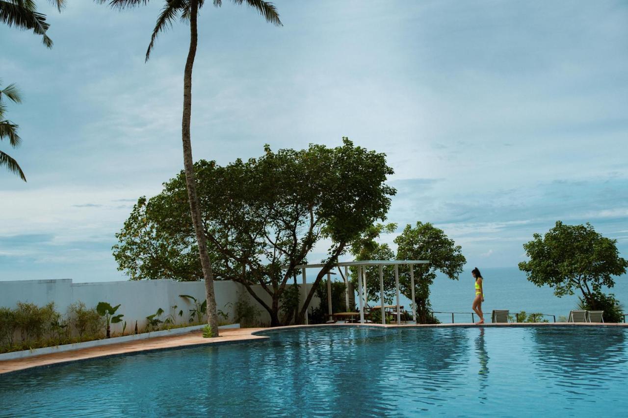 Elixir Cliff Beach Resort And Spa Varkala Exterior photo